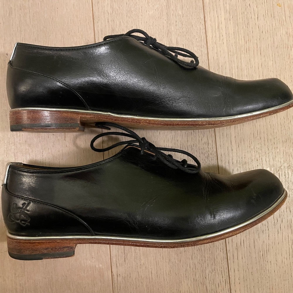 John Fluevog Modvog Mariella black silver rim Leather Lace Oxford Shoes Size 7.5